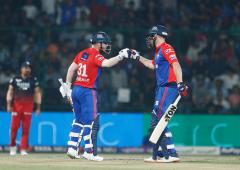 Turning Point: DC's explosive openers crush RCB