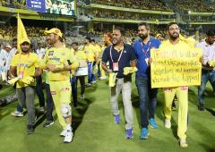 SEE: CSK's Lap of Honour