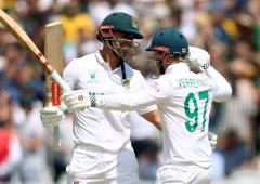 WTC Final PIX: South Africa Conquer TEST Pinnacle!