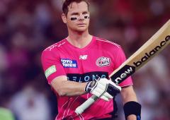 Steve Smith becomes PSL's most expensive player ever!