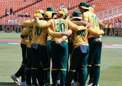 Unbeaten New Zealand, South Africa in battle for group supremacy