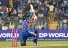 Can India's batting might tame Pakistan's spin threat?