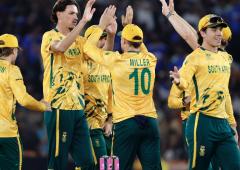 T20 WC: South Africa sink NZ, inch closer to Super 8s