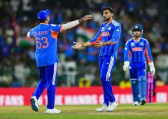 Axar's Subtle Craft Sinks Pakistan Chase