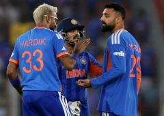 T20 World Cup: Varun's Form A Big Worry for India!