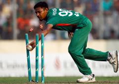 After IPL snub, Mustafizur joins PSL!