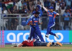 Why 'Boom Boom Bumrah' chants annoy Gavaskar!