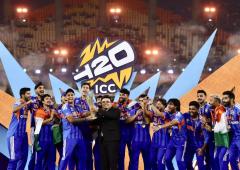 On The Vande Bharat After The World Cup Win