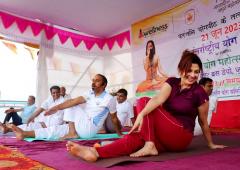 PIX: Yoga Day 2023 At Juhu