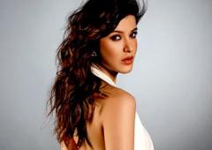 Saris, Sneakers And Sass: Shanaya Owns It All