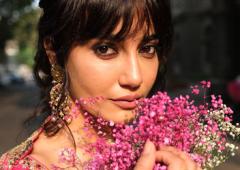 Surbhi's Natkhat Style