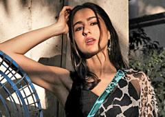 Sara, Kareena Go Wild With...