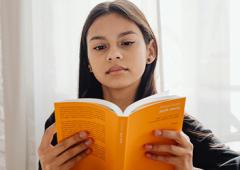 CAT Tips: Can You Read 300 Words In A Minute?