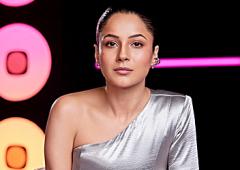 5 Natural Ways To Tighten Loose Skin