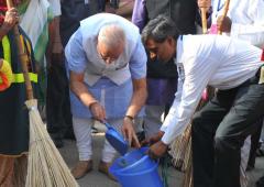 Is it Modi's job to get Indians to be clean?