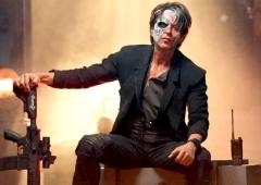 Bollywood Toasts SRK!