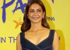 Kriti's Night Out With Aamir