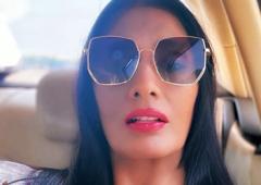 Anu Aggarwal Drinks Her Urine Too!