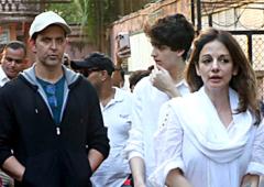 Hrithik Comforts Sussanne At Zarine Khan's Funeral