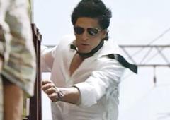 'Shah Rukh Fighting Shah Rukh...'