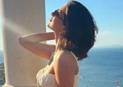 Tara-Veer's Romantic Holiday