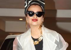 Rekha Steals Show At Shabana's 75th Party