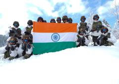 Bringing Army And Dead Soldiers' Families Together
