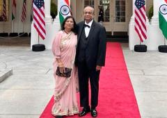 'They played Aye Mere Watan Ke Logo At WH'