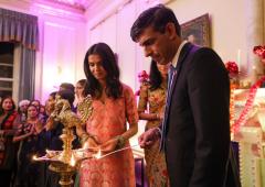 PIX: Sunak, Akshata celebrate Diwali at Downing Street