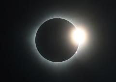 Total Solar Eclipse: Breathtaking Scenes