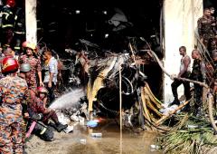 20 killed as B'desh Air Force jet crashes into school building