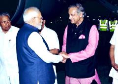 Tharoor here will give sleepless nights to many: Modi