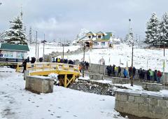 Snow Turns Gulmarg Into White Wonderland
