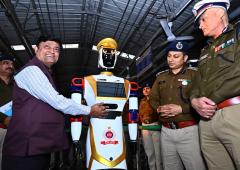 What's This Robot Doing At Vizag Station?