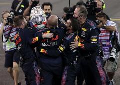 PICS: Verstappen pips Hamilton in epic to win F1 title