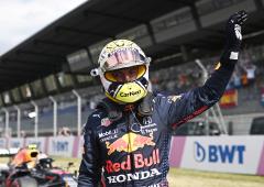 Verstappen pips Norris to pole in Austria Grand Prix