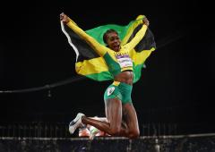 PHOTOS: Thompson-Herah, Omanyala win CWG 100m run