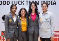 PM Modi lauds Indian medallists at Chess Olympiad