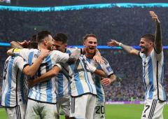 PIX: Argentina steamroll Croatia to enter WC final