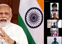 Modi gives success mantra to India's CWG contingent