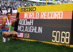PICS: McLaughlin breaks 400m hurdles World record