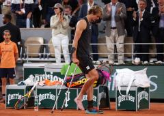 PHOTOS: Zverev's painful exit at French Open