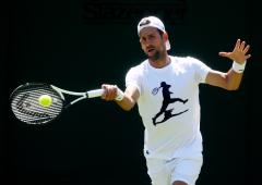 Djokovic eyes redemption at Wimbledon