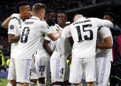 PIX: Real beat 10-man Chelsea; Milan down Napoli