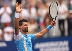 PIX: Djokovic eases into Round 3; Tsitsipas stunned