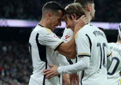 Soccer PIX: Madrid down Villarreal; Kane nets brace