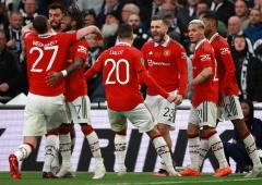 Manchester United to tour US for pre-season training