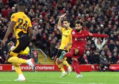 FA CUP PIX: Liverpool held by Wolves, Newcastle crash