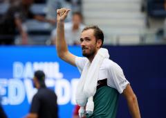 'A player is going to die', says Medvedev 