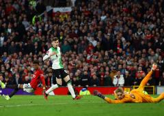 PIX: Diallo winner sends Man United into FA Cup semis